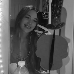 Meet your Posher, Mil